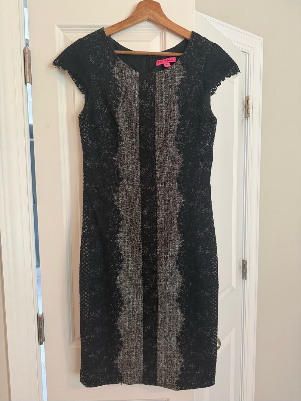Betsey Johnson Black and Gray Lace-Panel Midi Dress